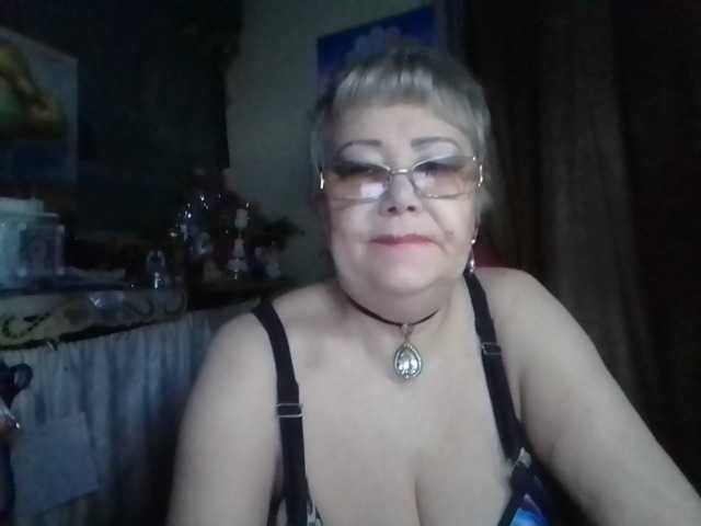 lelaniy live cam on BongaCams