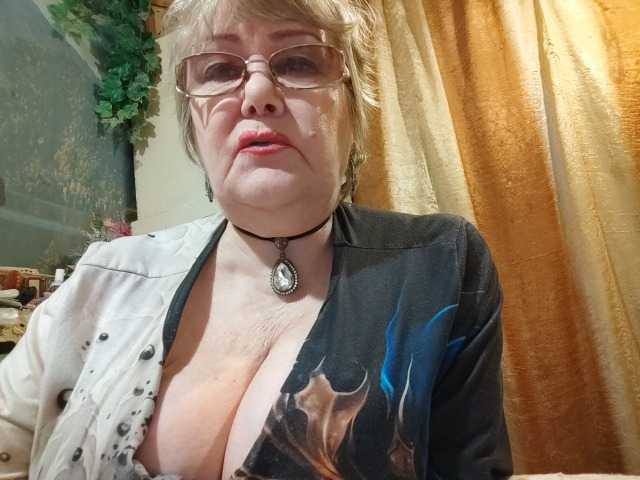 lelaniy live cam on BongaCams
