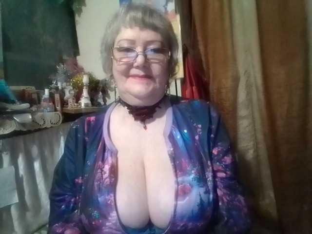 lelaniy live cam on BongaCams