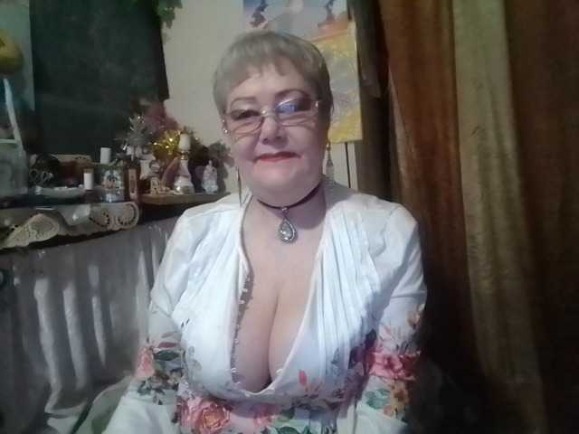 lelaniy live show