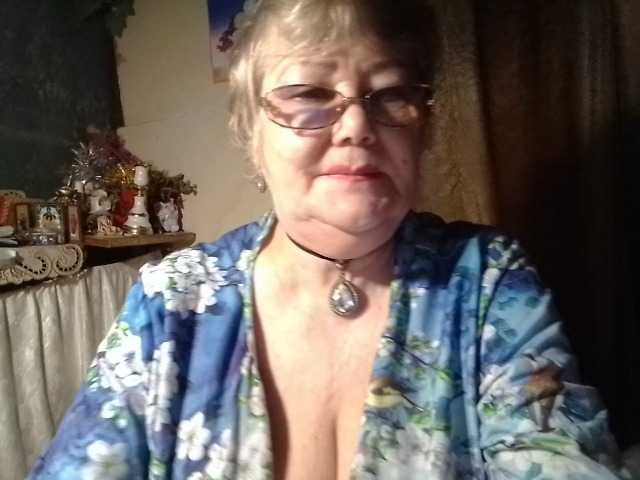 lelaniy live cam on BongaCams