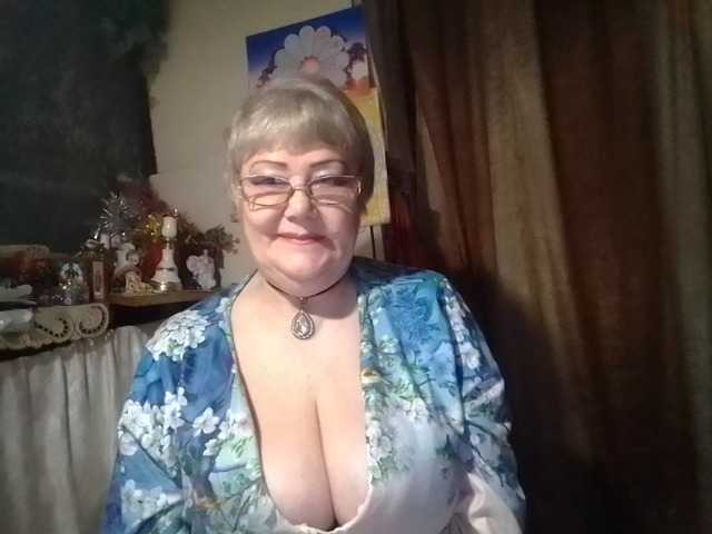 lelaniy live cam on BongaCams