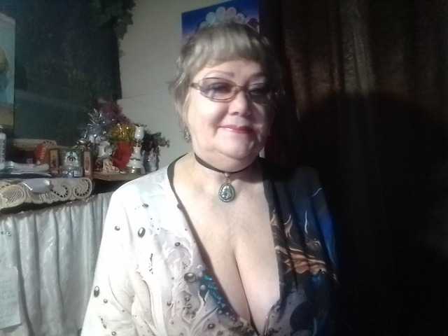 lelaniy live cam on BongaCams