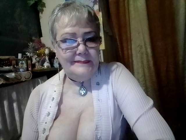 lelaniy live cam on BongaCams