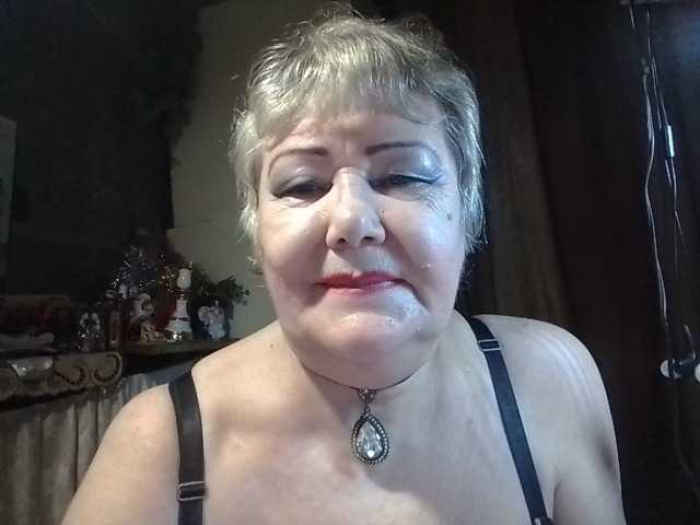 lelaniy live cam on BongaCams