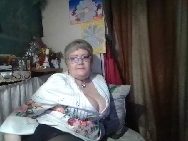 lelaniy live cam on BongaCams