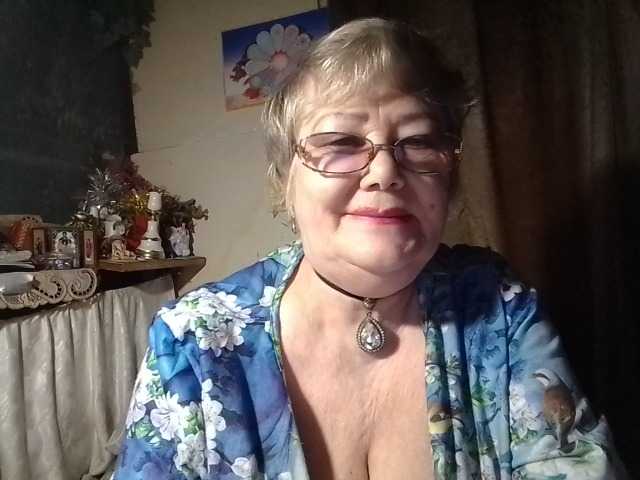 lelaniy live cam on BongaCams