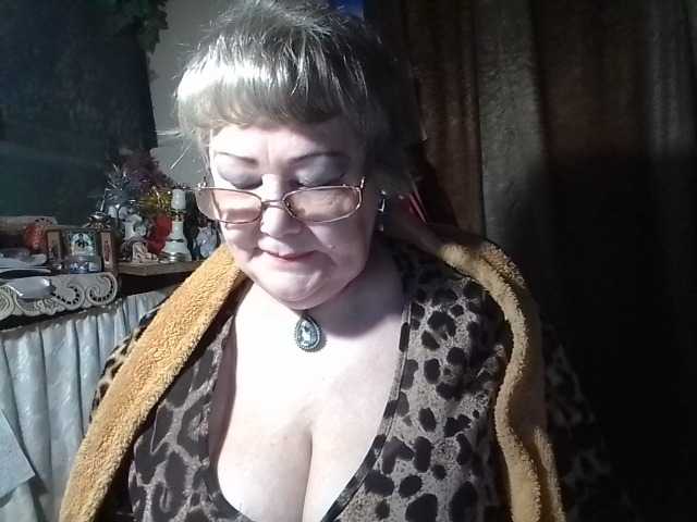 lelaniy, en directo ahora en BongaCams