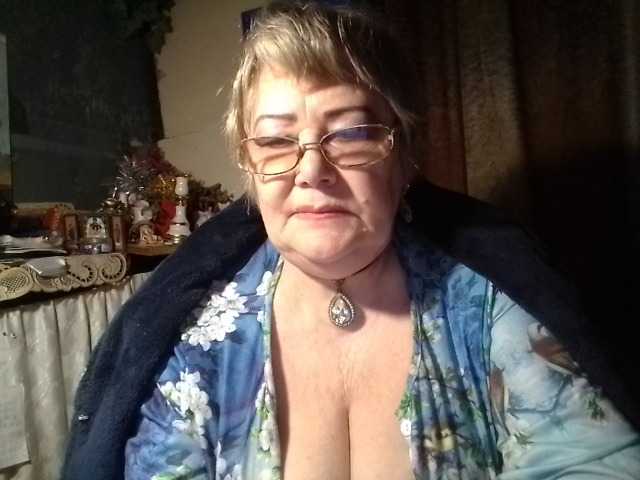 lelaniy live cam on BongaCams