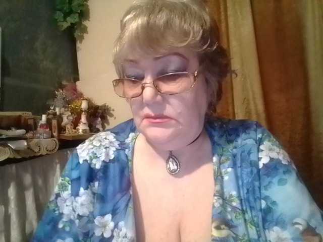 le modèle lelaniy est en webcam porno dans un show sur le site bongacams, il possède les tags suivants: White/Caucasian,Blonde,Trimmed