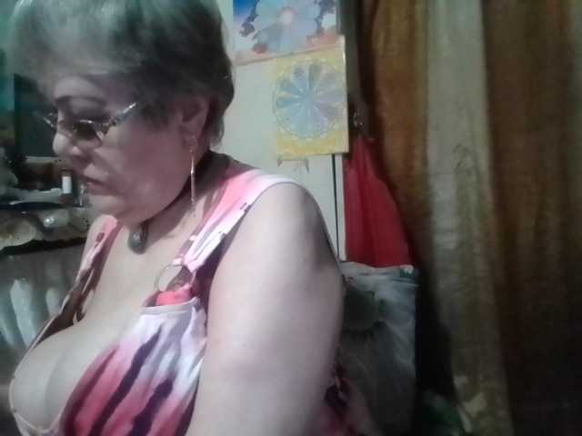 lelaniy live cam on BongaCams
