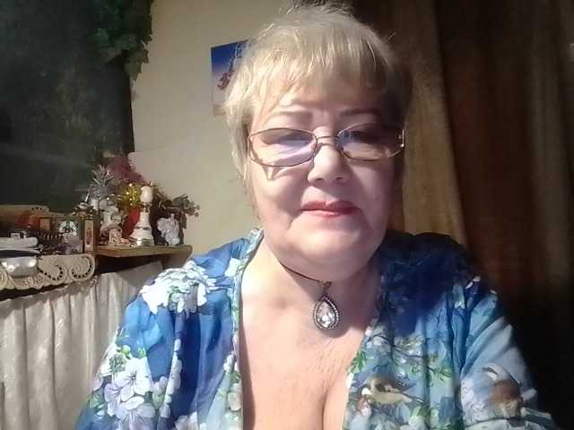 lelaniy live cam on BongaCams