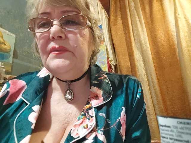 lelaniy live cam on BongaCams