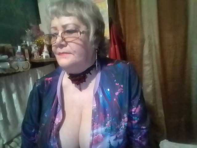 lelaniy live cam on BongaCams