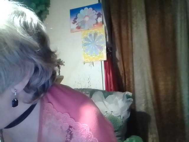 lelaniy live cam on BongaCams