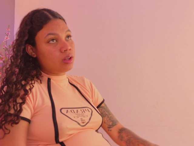 GysellHanson live cam on BongaCams