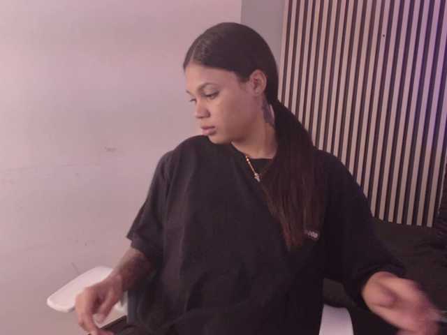 GysellHanson live cam on BongaCams