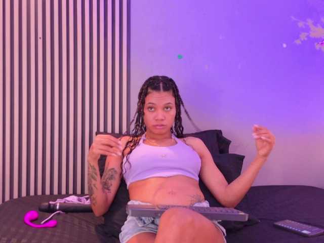 GysellHanson's BongaCams show and profile