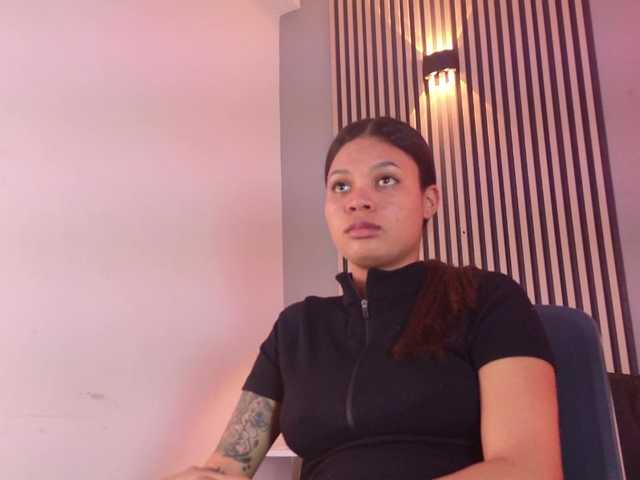GysellHanson live cam on BongaCams