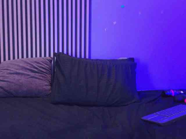 GysellHanson webcam