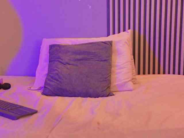 GysellHanson webcam