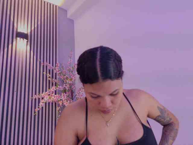 GysellHanson Live Webcam on BongaCams