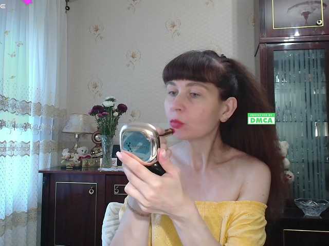caroliiine live cam on BongaCams