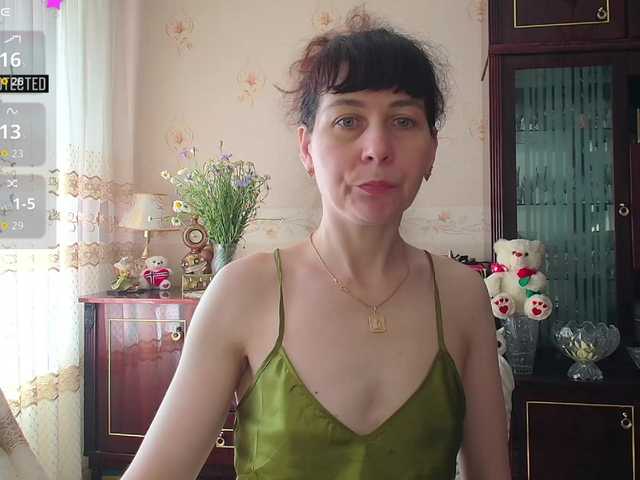 caroliiine live cam on BongaCams
