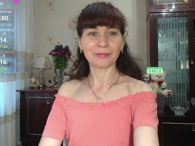 caroliiine live cam on BongaCams