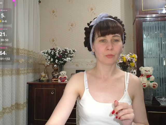 caroliiine live cam preview