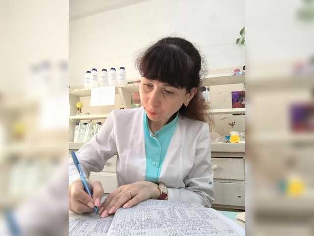 caroliiine live cam on BongaCams