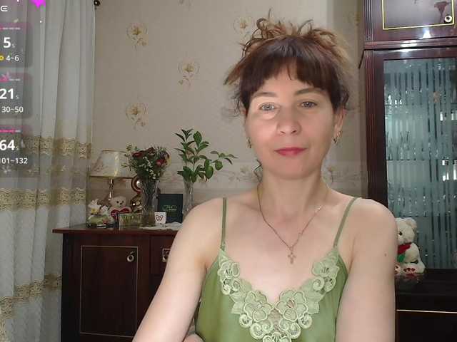 caroliiine live cam on BongaCams