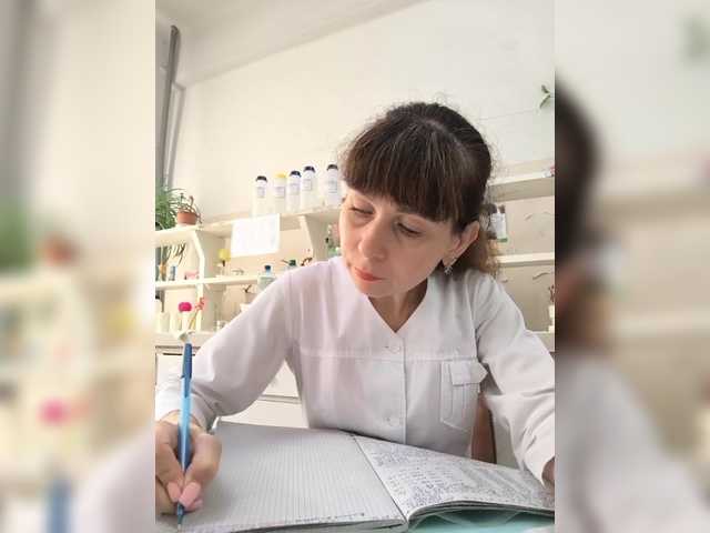 caroliiine live cam on BongaCams