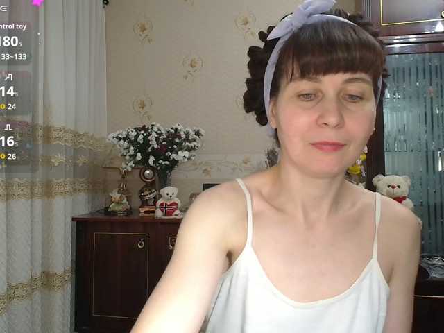Caroliiine live cam