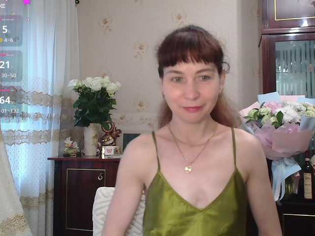 caroliiine live cam on BongaCams