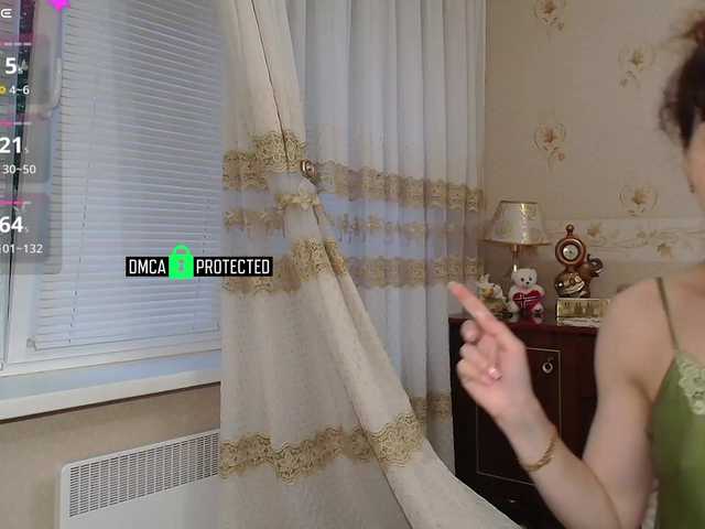 caroliiine cam belle