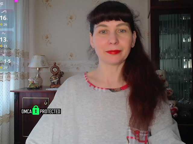 caroliiine's BongaCams show and profile