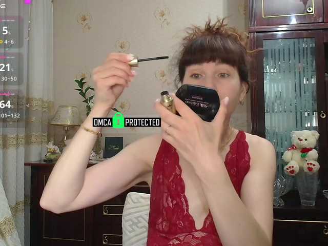 caroliiine live cam on BongaCams