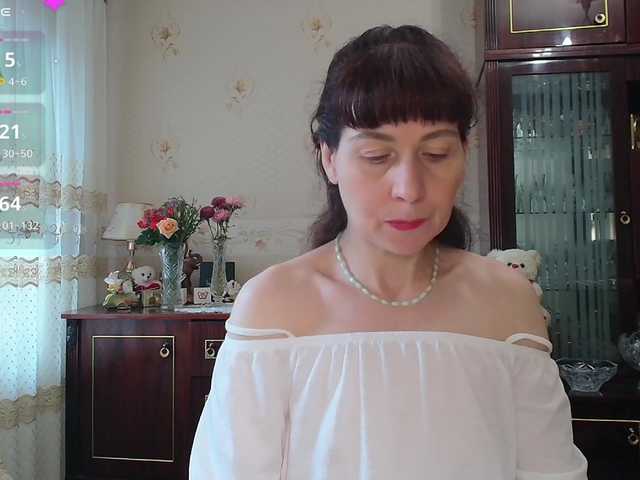 caroliiine live cam on BongaCams