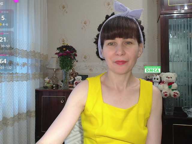 caroliiine live cam on BongaCams