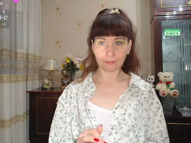 caroliiine live cam on BongaCams