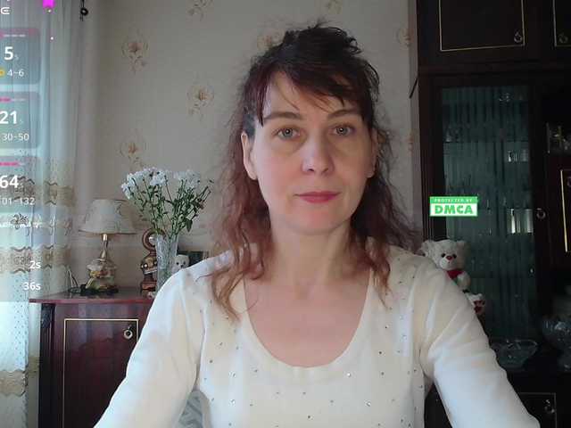 caroliiine — live female cam