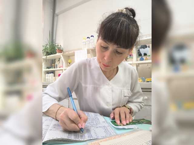 caroliiine cam belle