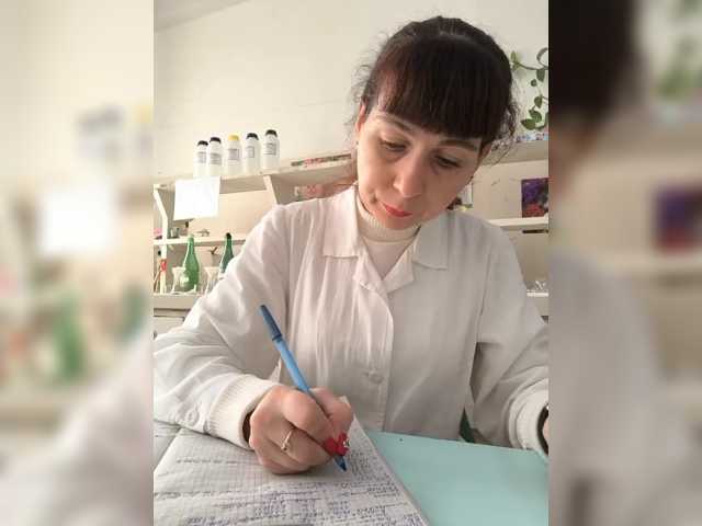 caroliiine live cam on BongaCams