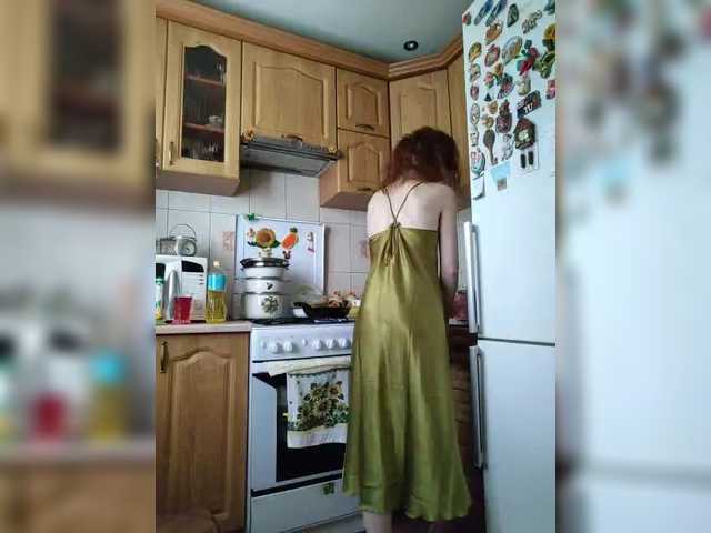 caroliiine live cam on BongaCams