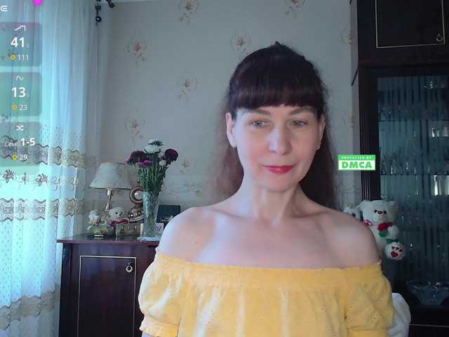 caroliiine live cam on BongaCams