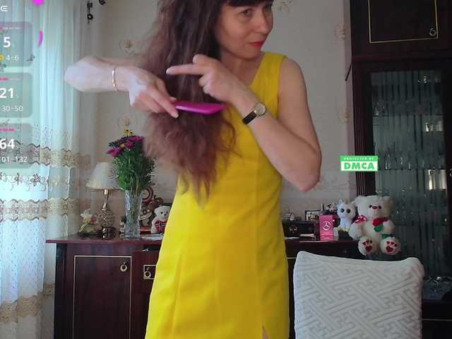 caroliiine live cam on BongaCams