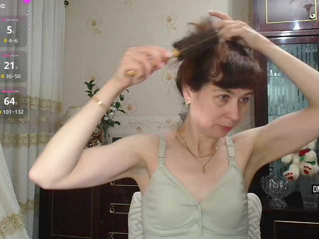 caroliiine live cam