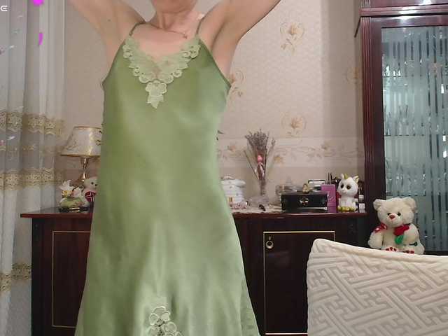 caroliiine live cam on BongaCams