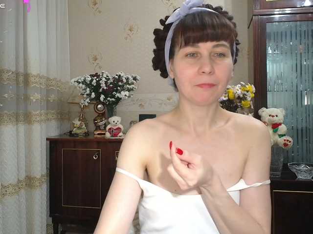 Caroliiine live cam
